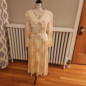 Vintage Cream Satin Jacquard Dress with Lace Neckline – 1980s Bridal or Formal